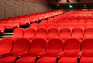科普|电影院座椅采用红色的视觉秘密